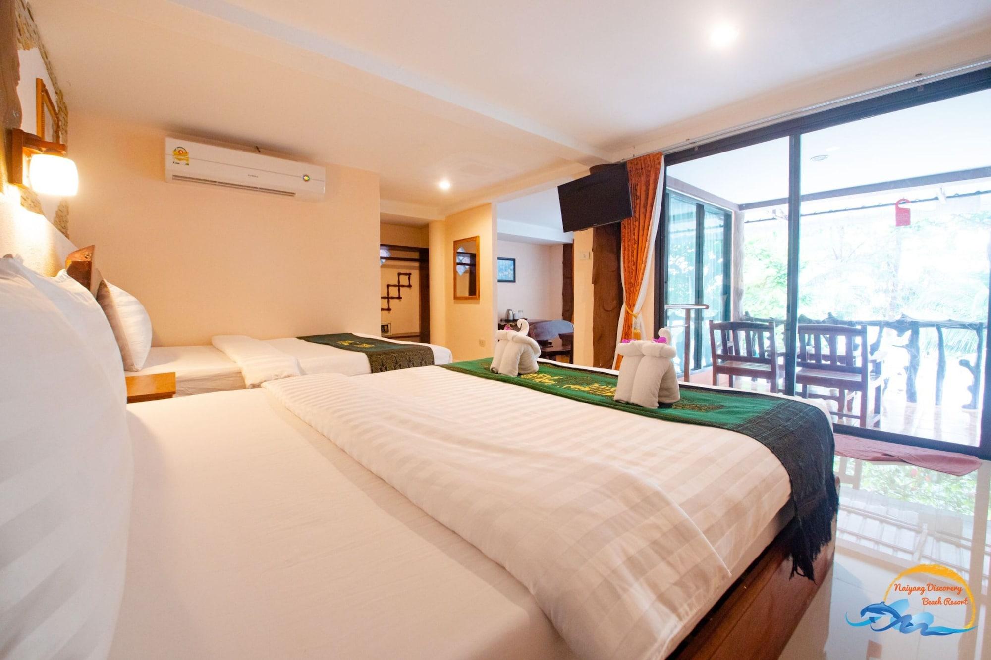 Naiyang Discovery Beach Resort SHA Nai Yang Beach Exterior foto